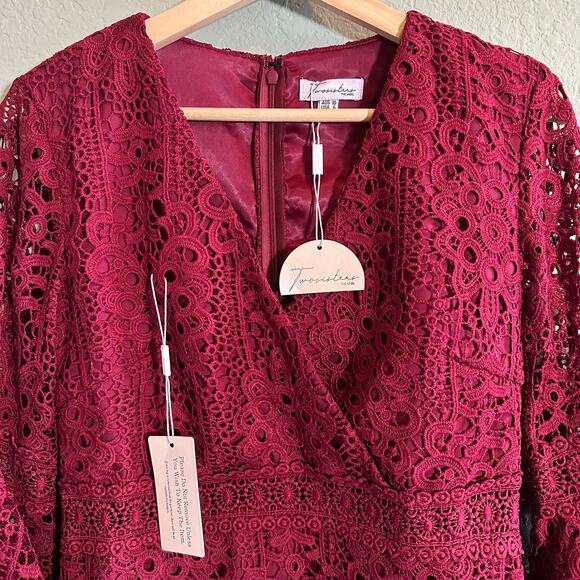 Two Sisters The Label Women's Lace Dress Size 6 - Picture 3 of 7